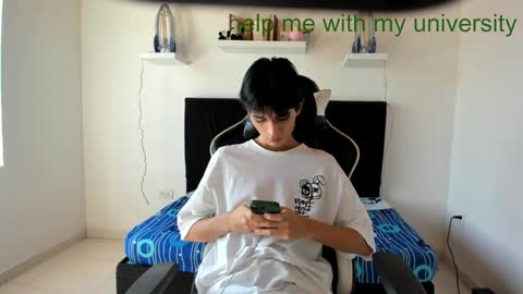 Noah online show from January 27, 7:56 pm