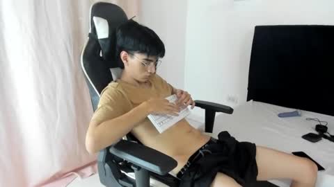 Noah online show from December 28, 3:04 am