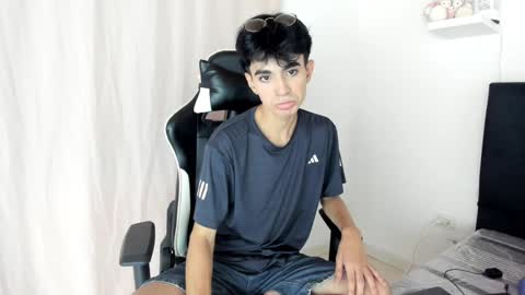 Noah online show from December 22, 2:28 am