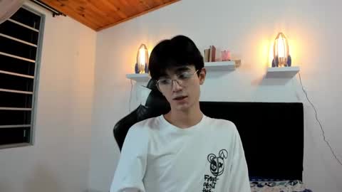 Noah online show from February 4, 3:11 am