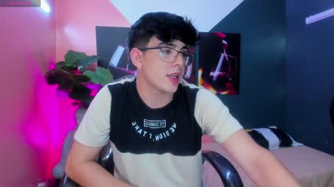 Nolan  online show from December 13, 6:53 am