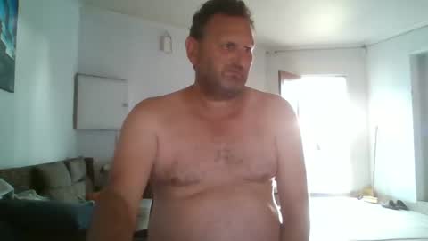 Nollie online show from February 9, 5:08 am