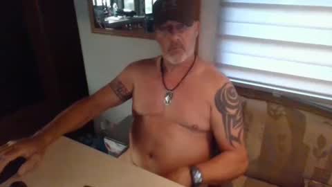 nomadfreedom online show from December 15, 1:32 pm