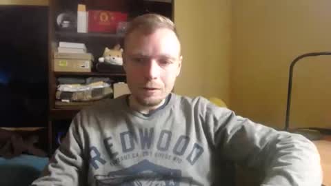 Snapshot of nontipperjakub chatting on March 9, 9:57 pm J. online show from March 9, 9:57 pm