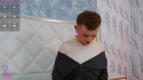 nooah_tay online show from January 18, 4:03 am