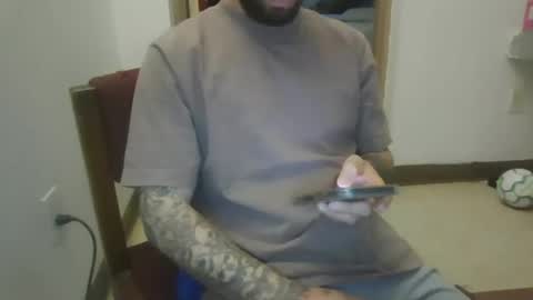 notmedesigned online show from April 4, 1:57 am