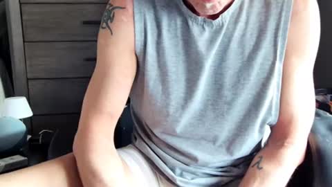 Notsostr8guy online show from February 23, 8:21 pm