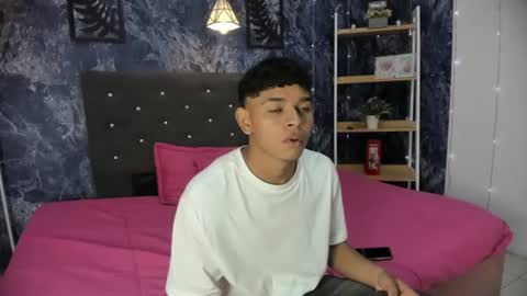nova_mitchell online show from July 10, 1:25 pm