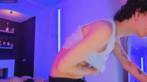 Nova Salvatore online show from April 14, 2:33 am