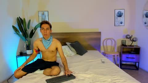 NovayBrian online show from September 25, 4:44 am