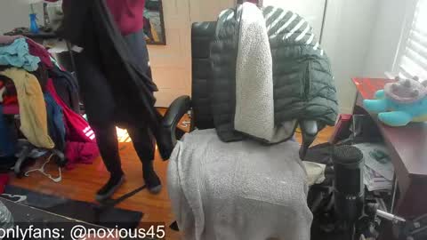 Noxious online show from April 19, 8:00 pm