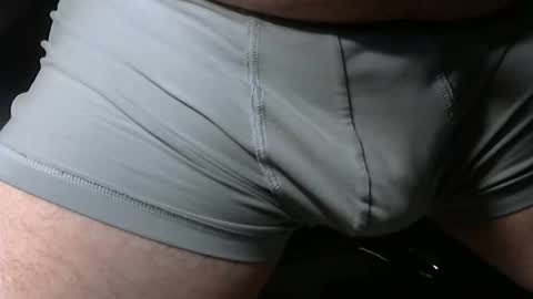 nutzmcmanus online show from December 1, 4:26 am