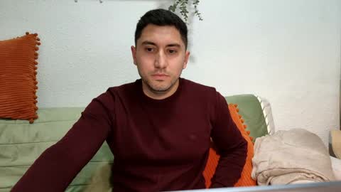 nuxfertt online show from May 6, 6:19 pm