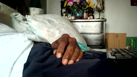 KN online show from February 19, 7:59 pm