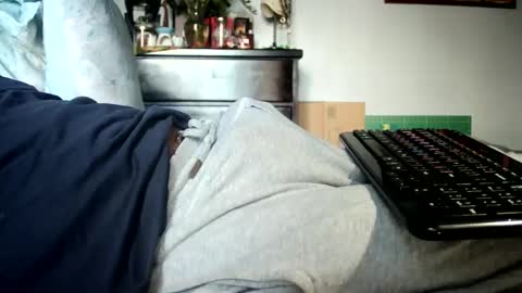 KN online show from March 6, 4:49 pm