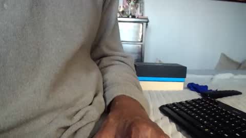 KN online show from December 3, 8:59 pm