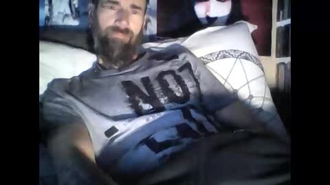 Snapshot of oedipe666 chatting on December 9, 1:36 pm oedipe666cam online show from December 9, 1:36 pm