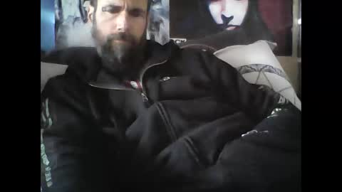 Snapshot of oedipe666 chatting on January 13, 2:32 pm oedipe666cam online show from January 13, 2:32 pm