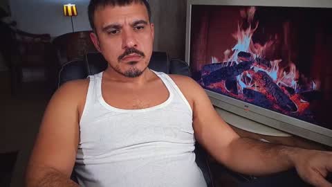 officeman7 online show from December 23, 6:16 pm