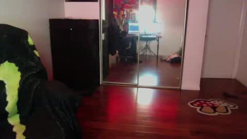 Money online show from October 8, 8:29 am