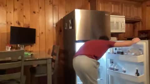 ofthatguy online show from April 4, 6:43 am