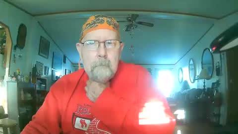 ogusmaximus online show from October 14, 12:45 pm