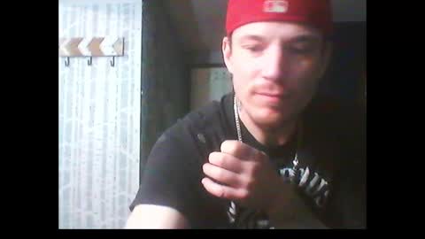 Snapshot of oh_you_know69 chatting on January 15, 8:51 am who dares toss me some tips lets have fun online show from January 15, 8:51 am