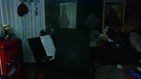 who dares  toss me some  tips lets have fun online show from January 10, 2:21 pm