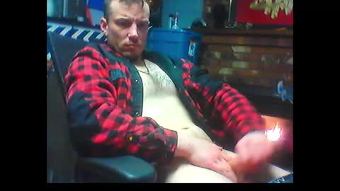 Snapshot of oh_you_know69 chatting on February 18, 3:10 pm who dares toss me some tips lets have fun online show from February 18, 3:10 pm