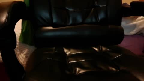 ohmybigchapelisback online show from April 22, 5:40 pm