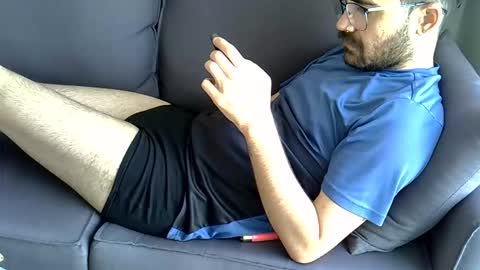 hairyBRboy online show from November 27, 4:54 pm