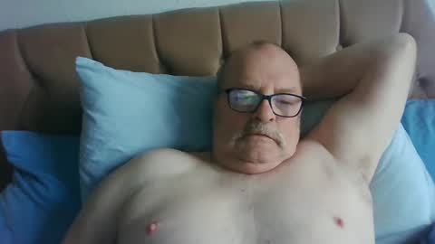 old_fkr online show from February 15, 9:27 am