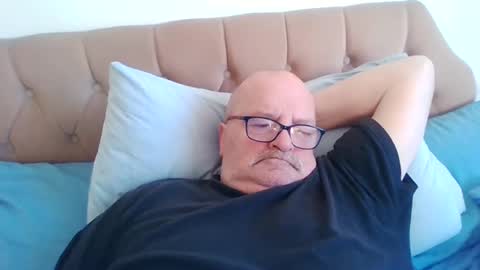 old_fkr online show from January 11, 9:47 am