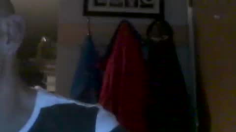 oldbuthorny62 online show from November 1, 6:39 am