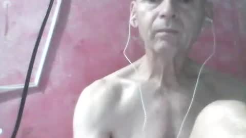 oldbuthorny62 online show from April 28, 12:27 am