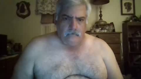 oldcockforyngladies online show from September 15, 8:37 am