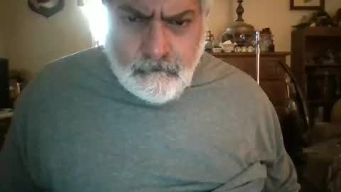 oldcockforyngladies online show from December 9, 7:46 pm