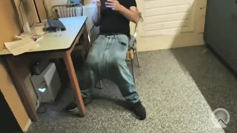 oldersagger online show from December 5, 6:48 pm