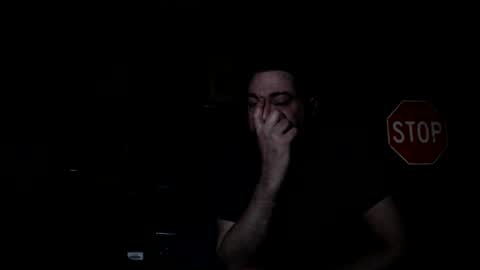 Snapshot of oldfuckus chatting on March 5, 2:14 am oldfuckus online show from March 5, 2:14 am