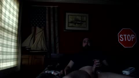 Snapshot of oldfuckus chatting on February 17, 10:47 pm oldfuckus online show from February 17, 10:47 pm