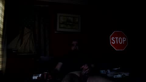 Snapshot of oldfuckus chatting on March 10, 9:29 pm oldfuckus online show from March 10, 9:29 pm