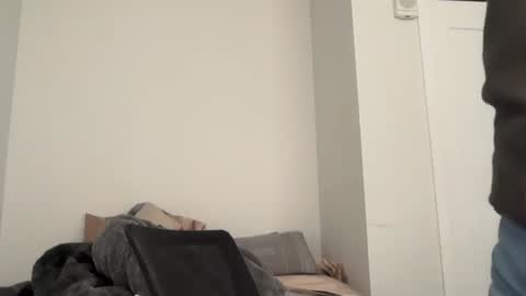 Snapshot of oliver_beck chatting on January 7, 8:42 pm Oliver Beck online show from January 7, 8:42 pm