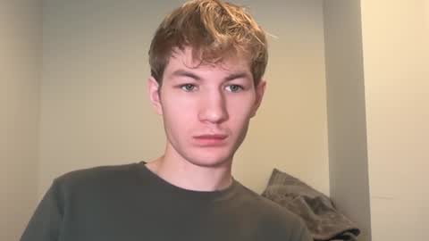 Snapshot of oliver_beck chatting on December 26, 9:15 pm Oliver Beck online show from December 26, 9:15 pm
