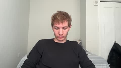 Snapshot of oliver_beck chatting on February 23, 7:25 pm Oliver Beck online show from February 23, 7:25 pm