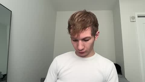 Snapshot of oliver_beck chatting on February 19, 6:10 pm Oliver Beck online show from February 19, 6:10 pm