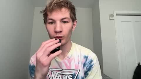 Snapshot of oliver_beck chatting on February 26, 7:25 pm Oliver Beck online show from February 26, 7:25 pm
