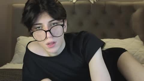 oliver online show from January 9, 1:38 pm