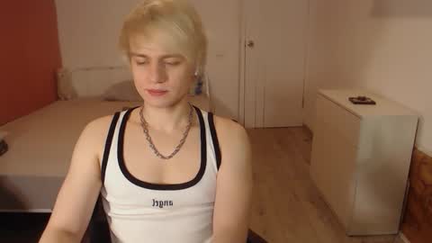 Oliver online show from February 17, 1:26 am