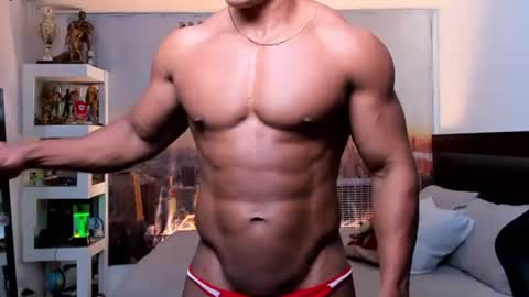 oliver_tommy online show from October 4, 4:01 pm