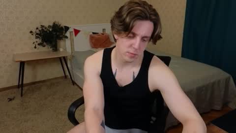 Oliver Evans online show from March 8, 4:38 am